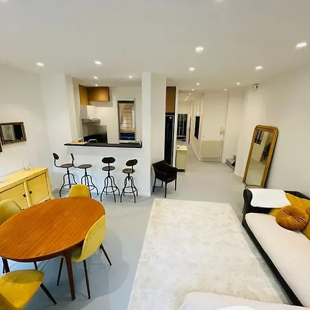 6 Pieces / 5 / Calme / Rdc Lejlighed Paris